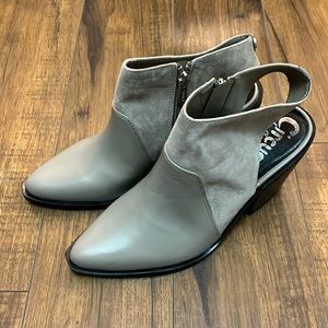 NWOT Circus by Sam Edelman Carly Cutout Booties in Putty Gray